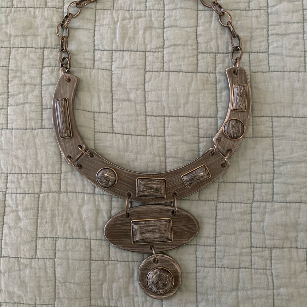 Vintage Resin statement necklace